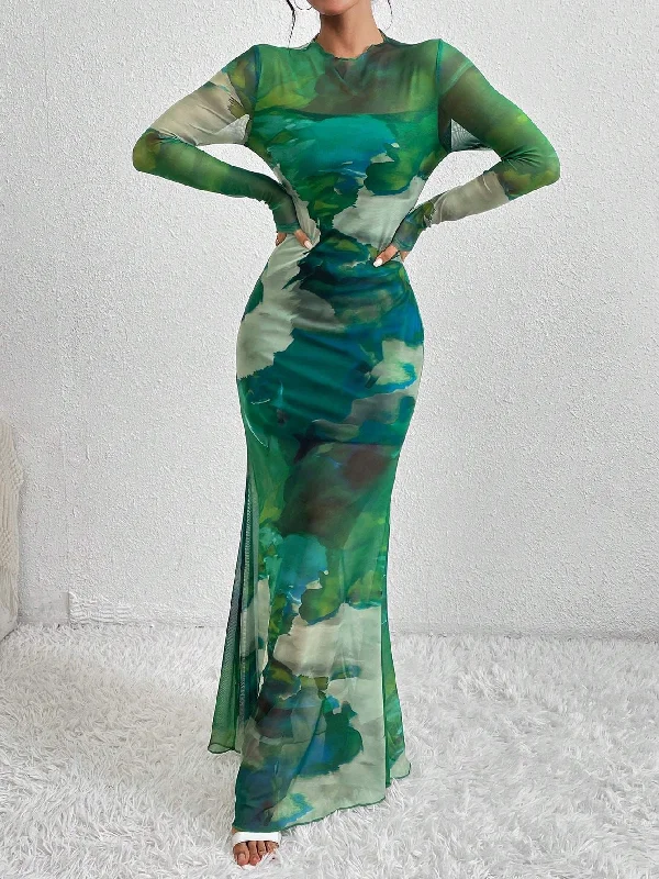 GREEN