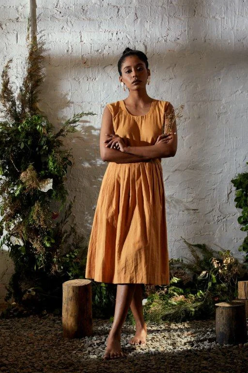 APRICOT VALLEY DRESS