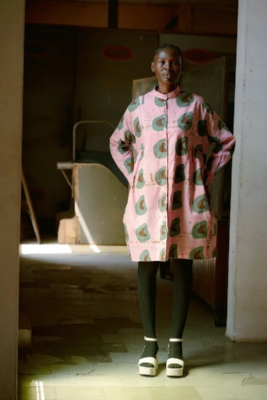 Press Dress in Tunnel of Love