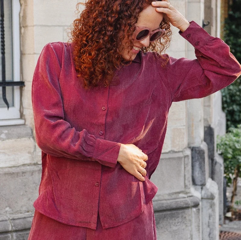 Kasia Shirt - Cranberry Asymmetrical Pockets Print