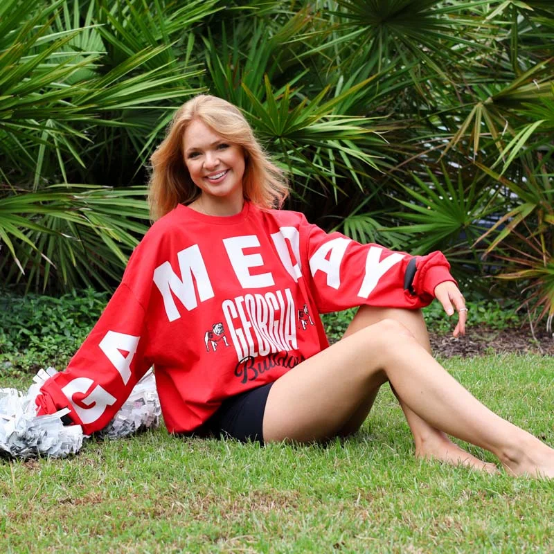 UGA Oversized Gameday Yasmin Crewneck Long Sleeve T-Shirt V-Neck T-Shirt Long Sleeve Cotton UGA Oversized Gameday Yasmin Crewneck Long Sleeve T-Shirt V-Neck T-Shirt Long Sleeve Cotton