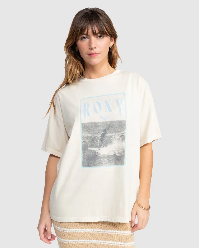 Womens Sing On The Beach T-Shirt Notch Collar Peter Pan Collar Cowl Neck