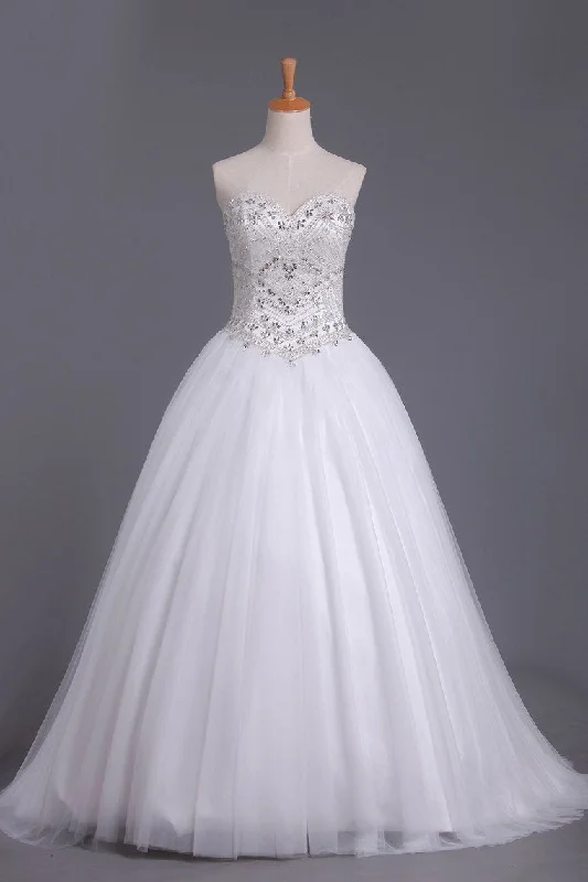 Sweetheart Tulle Wedding Dresses A Line With Beading Court Train A-Line Day Work
